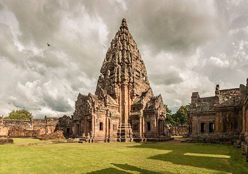 75212-99922-phanom-rung.jpg